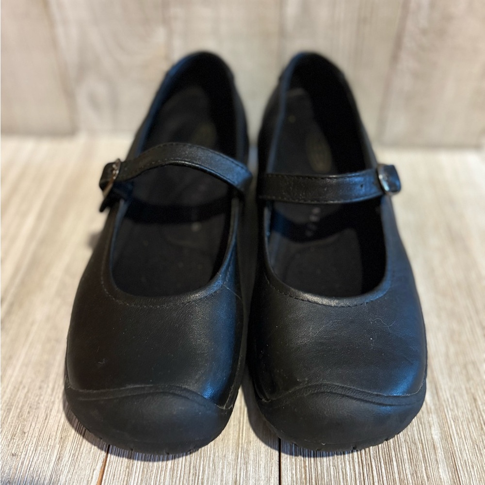 Classic Black Leather Mary Jane Shoes